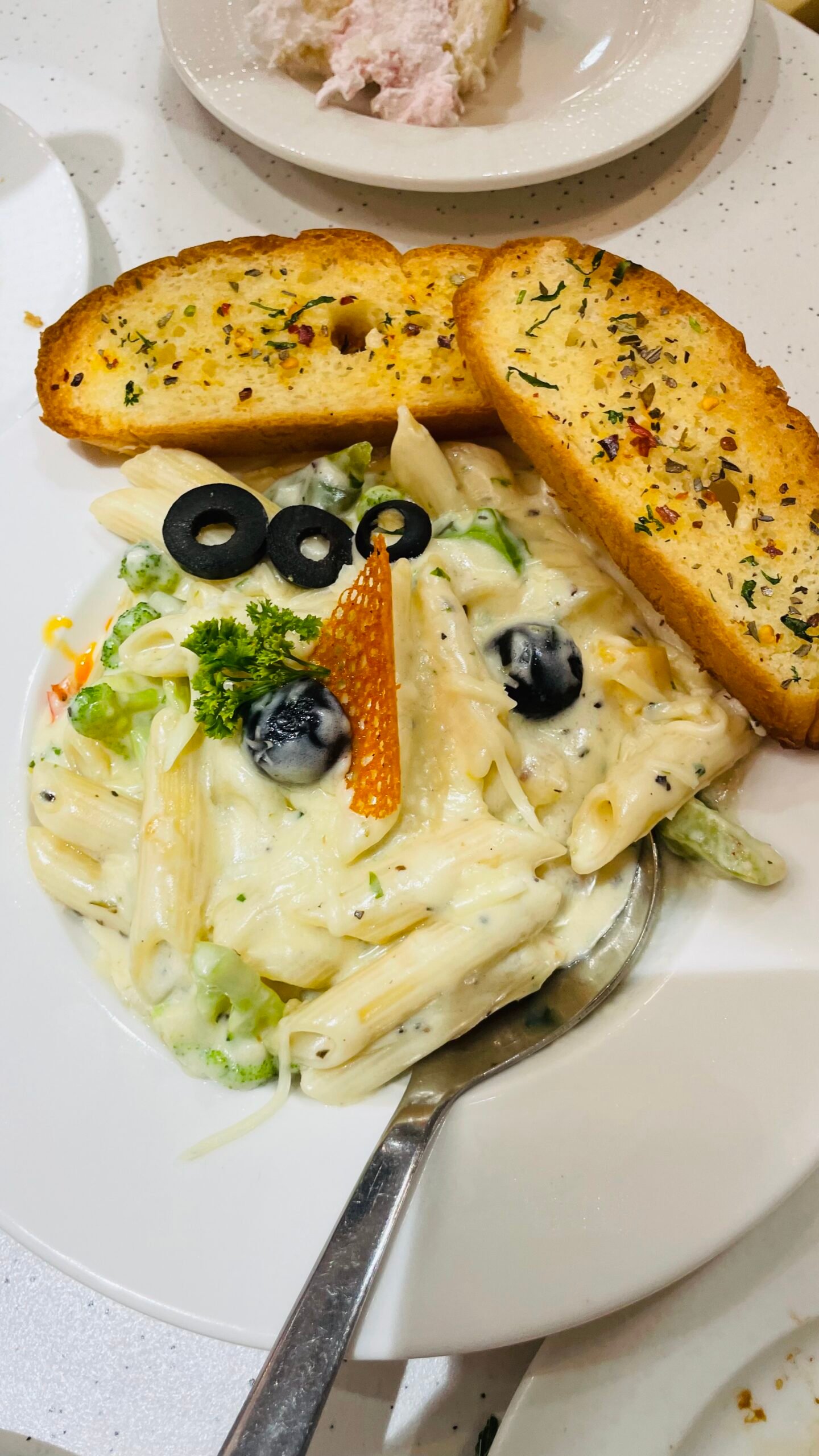 Creamy pasta